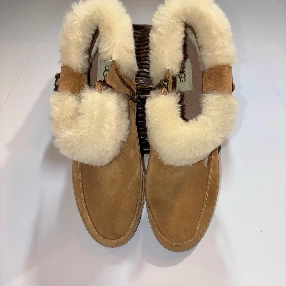 UGG elowen moccasin